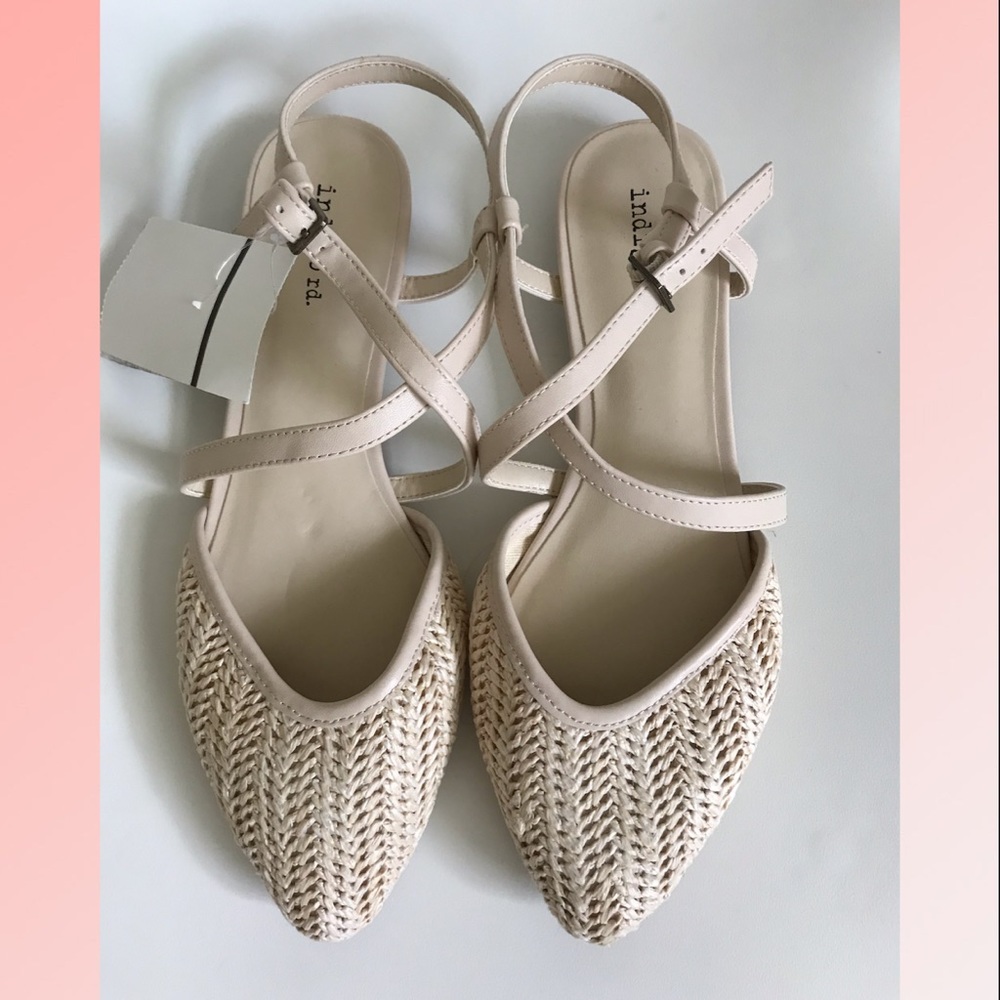 NEW Century 21 women flat